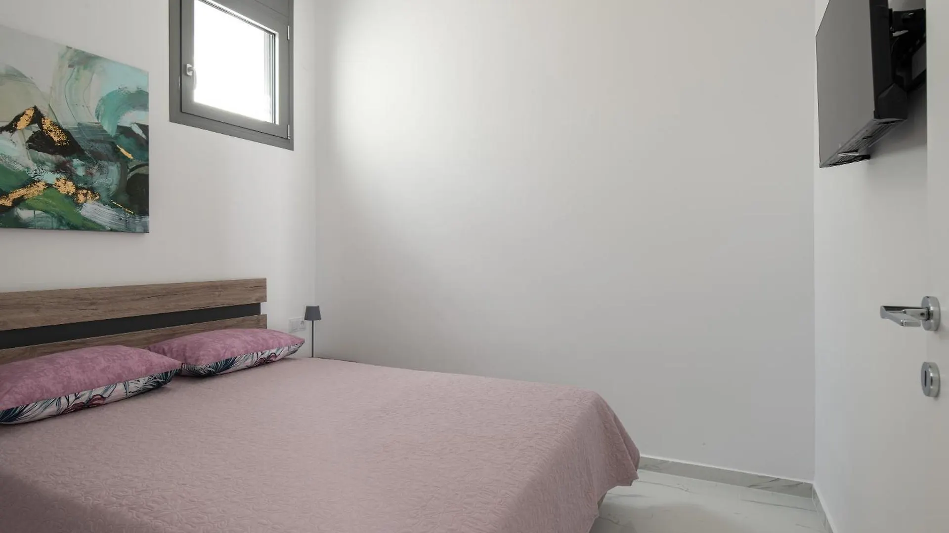 Bellevue Apartment - By Elysium Villas Sarti 0*,